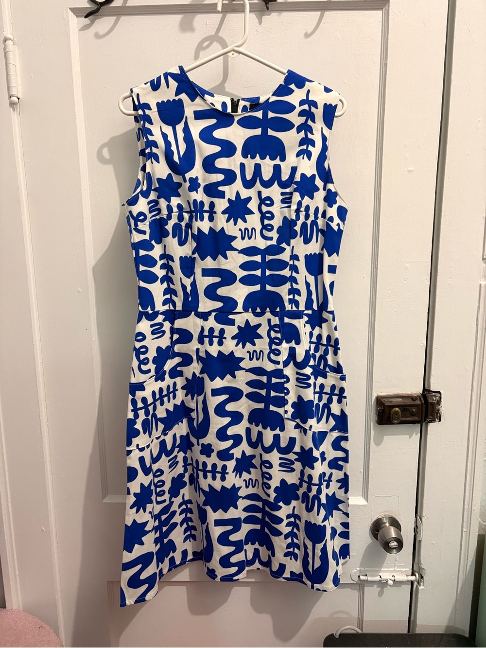 Nooworks Blue & White Graphic Print Sleeveless Dress